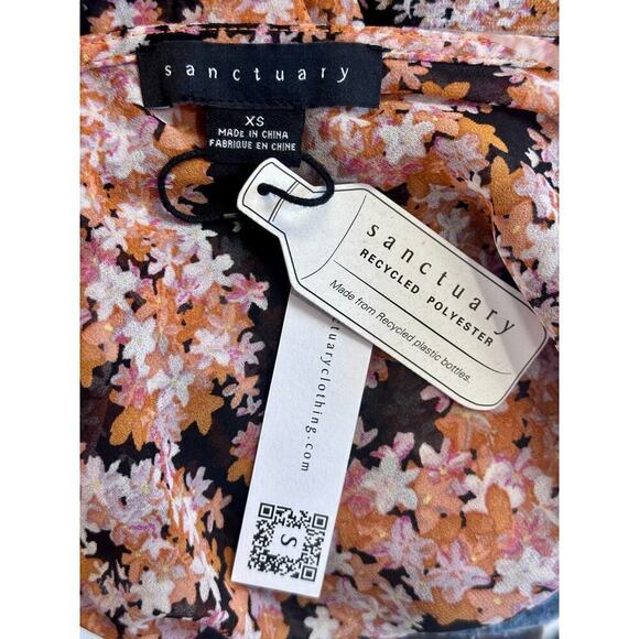 Sanctuary Women's V-Neck Puff-Sleeve Blouse - Picture 8 of 10